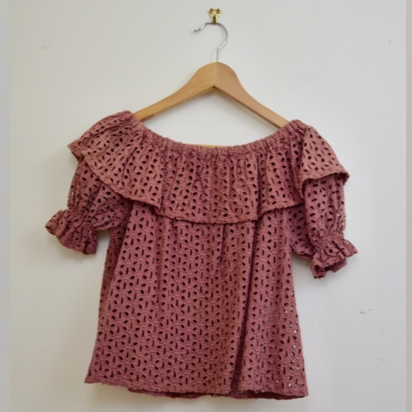 Red Ruffled Eyelet Cold-Shoulder Top - Picture 2 of 4